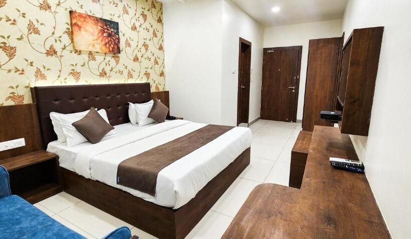 בית מלון כפרי Nova Shapar