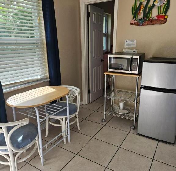 Отель Oasis Palms Resort