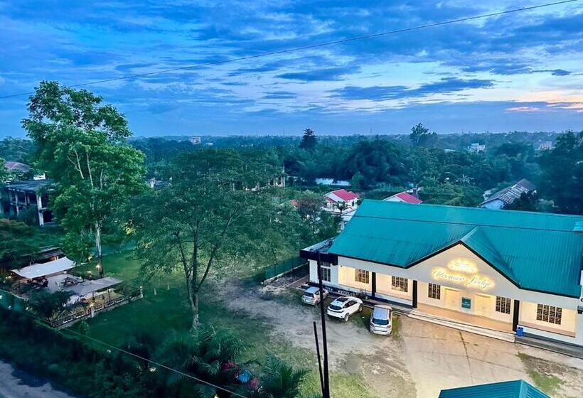 هتل Premier Lodge