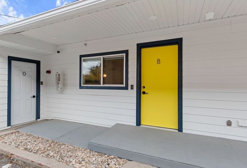 فندق Queen City Inn