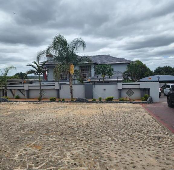 בית מלון כפרי Ribs Boutique