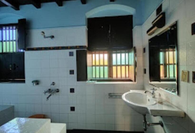 فندق Sai Radha Heritage Beach,padu