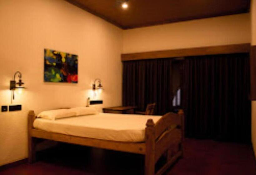 בית מלון כפרי Sai Radha Heritage Beach,padu