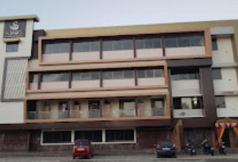 酒店 Samay Internatioal,nandikur