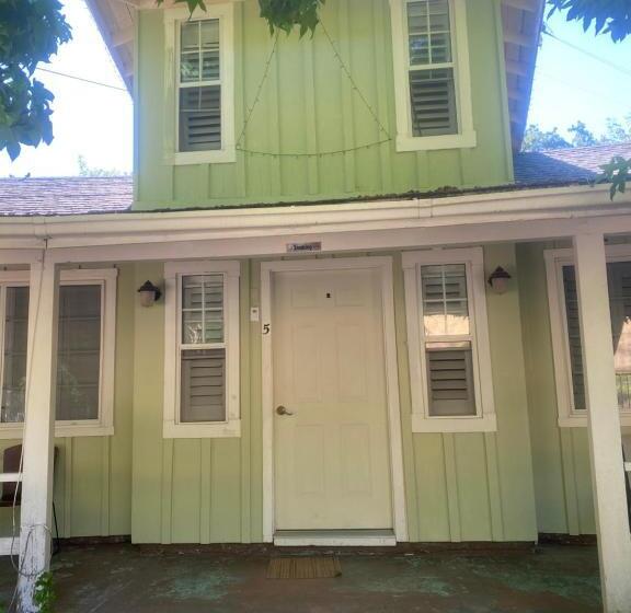 Отель Seven Circles Room#5 Mini Fridge Wi Fi