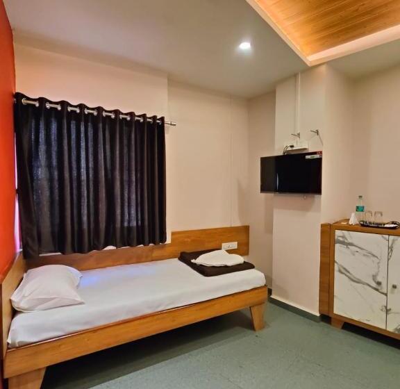 فندق Shivansh Executive