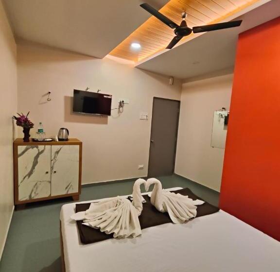 فندق Shivansh Executive