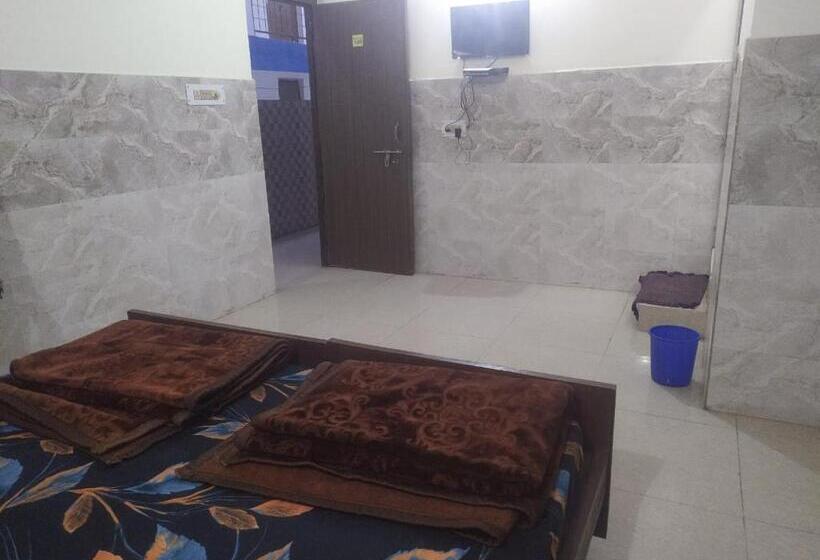 酒店 Shree Radha Krishna Guest House By Wb Inn