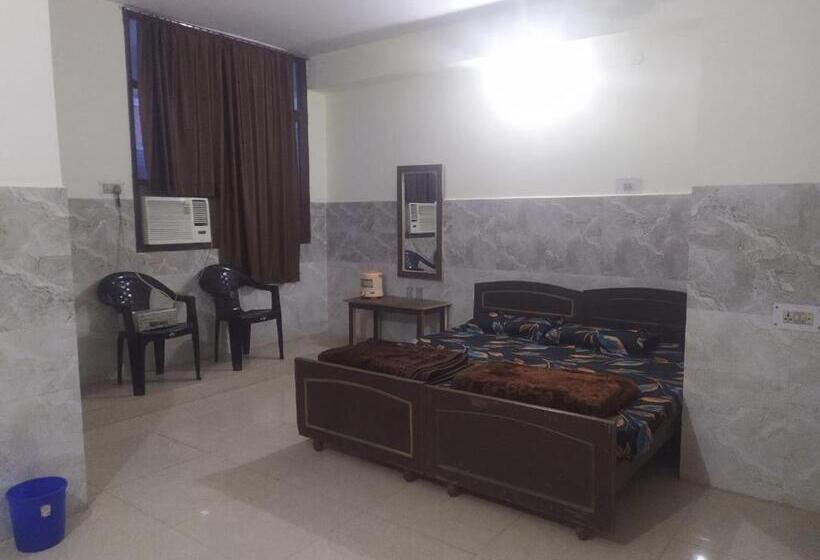 酒店 Shree Radha Krishna Guest House By Wb Inn