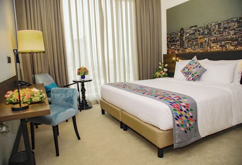 هتل Sofia Colombo City