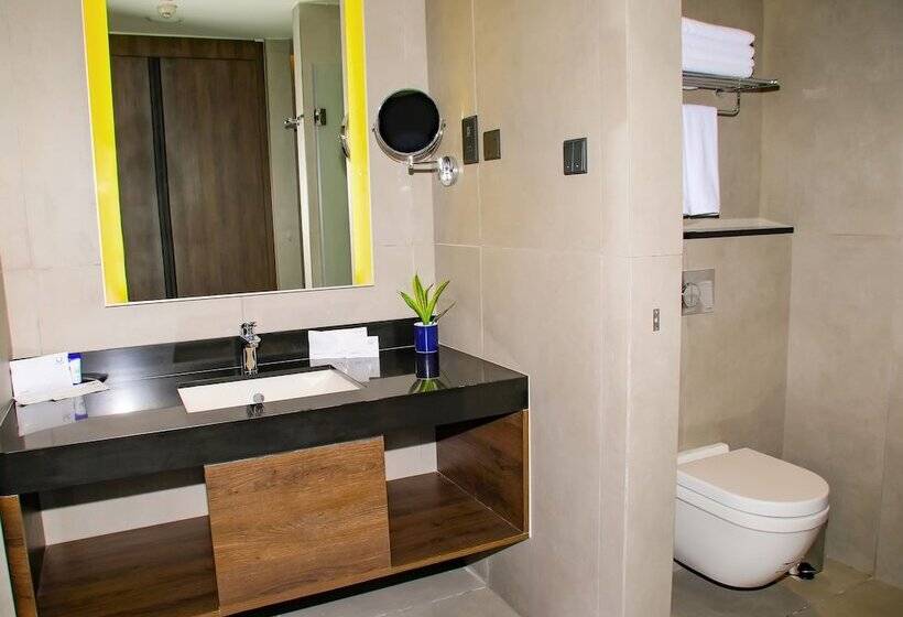 هتل Sofia Colombo City