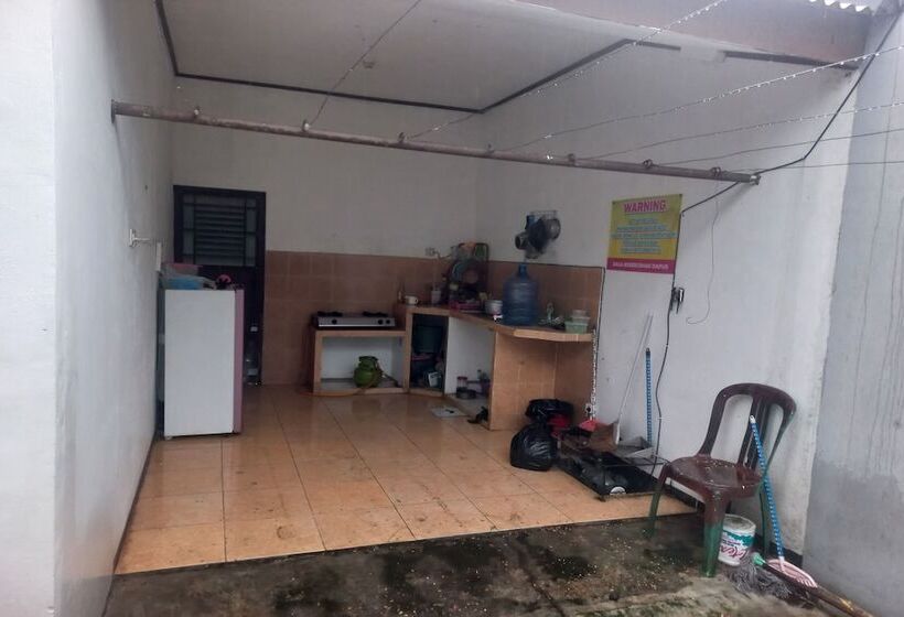 酒店 Spot On 93553 Juan Kostel