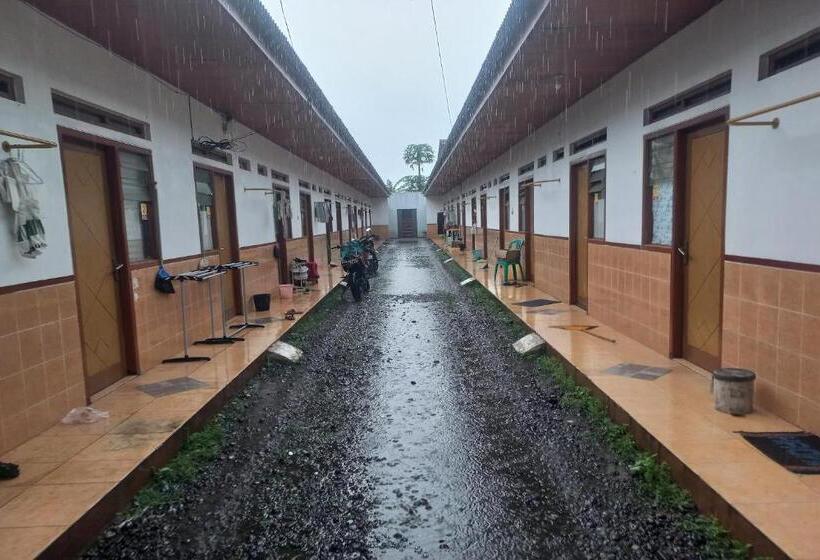 酒店 Spot On 93553 Juan Kostel