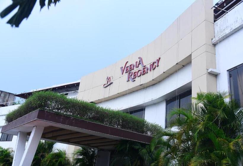 ホテル Veena Regency