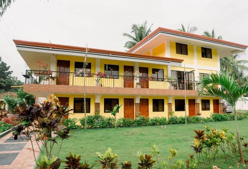 هتل Villa Lourdes Resort