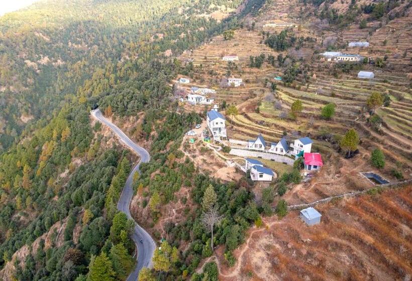 Отель Vinyasa Resort , Kanatal