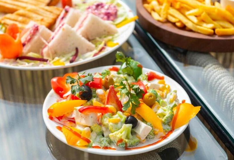 فندق Vinyasa Resort , Kanatal