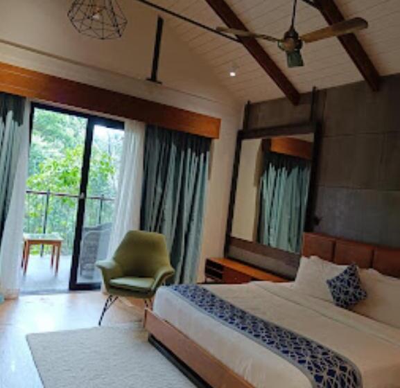 호텔 Vyna Hillock Resorts Kerala