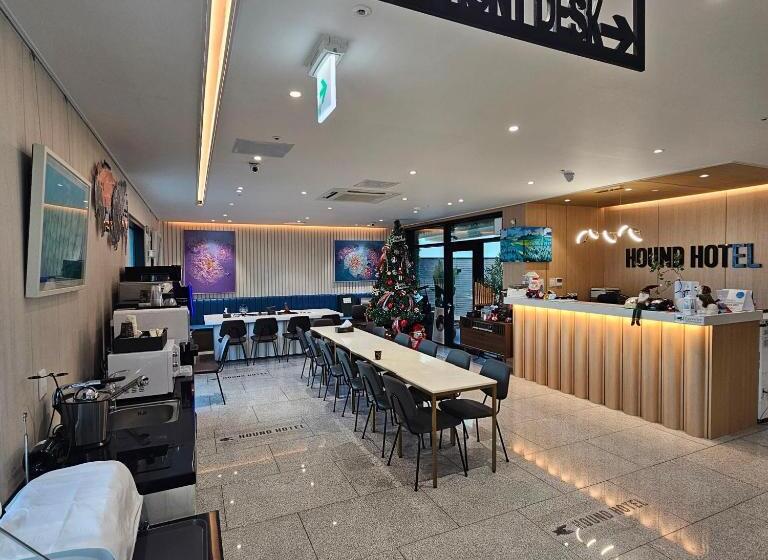 Hound Hotel Mokpo Peace Plaza