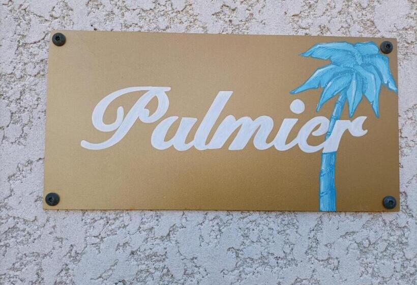 La Cour Des Miracles