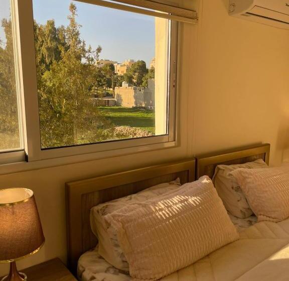 مُتل Classy Hostel