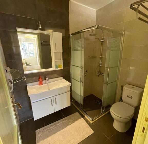 مُتل Classy Hostel