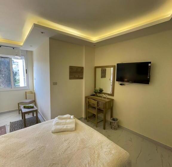 مُتل Classy Hostel