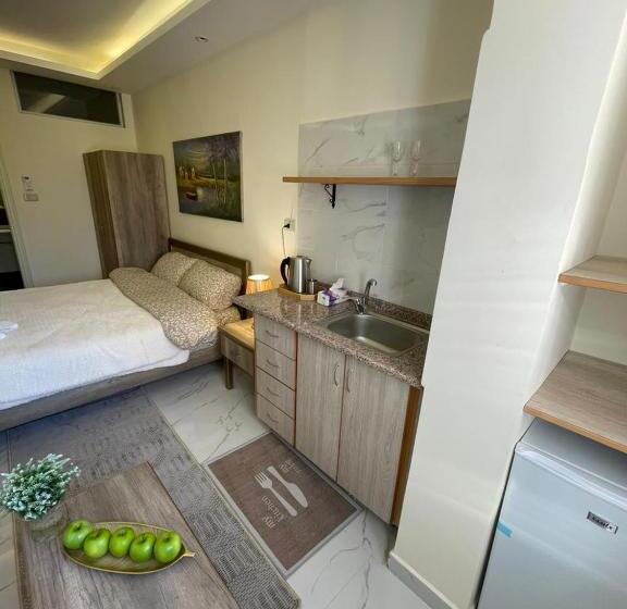 مُتل Classy Hostel