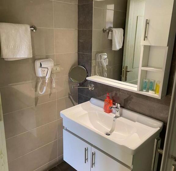 مُتل Classy Hostel