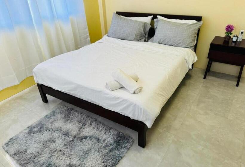 Paradise Panglao Pool Villa