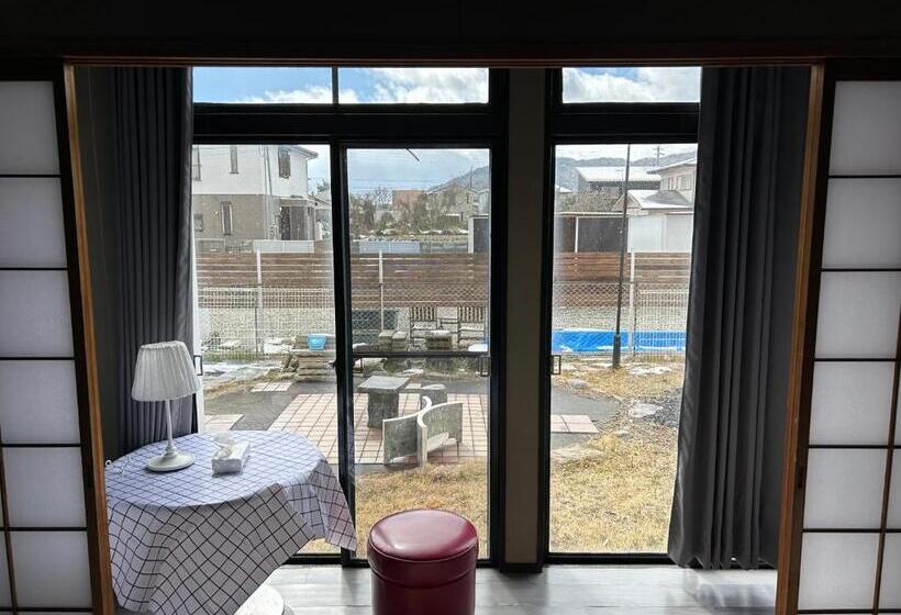 بنسيون 高島市安曇川町琵琶湖徒歩3分エクシブ 高島 近くbbq自転車無料貸出