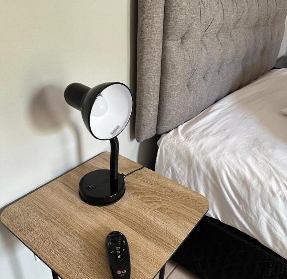 פנסיון 39 Hoog Street