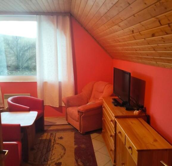 פנסיון A Privat