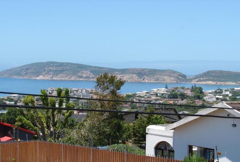 פנסיון A Time And A Place