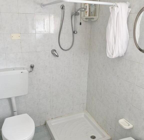 پانسیون Appartamento Meri, Montecatini Terme