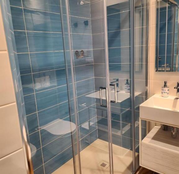 Пансион Berry Rooms