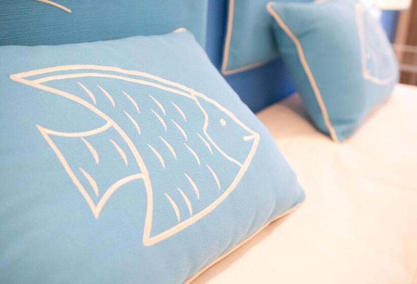 Пансион Berry Rooms