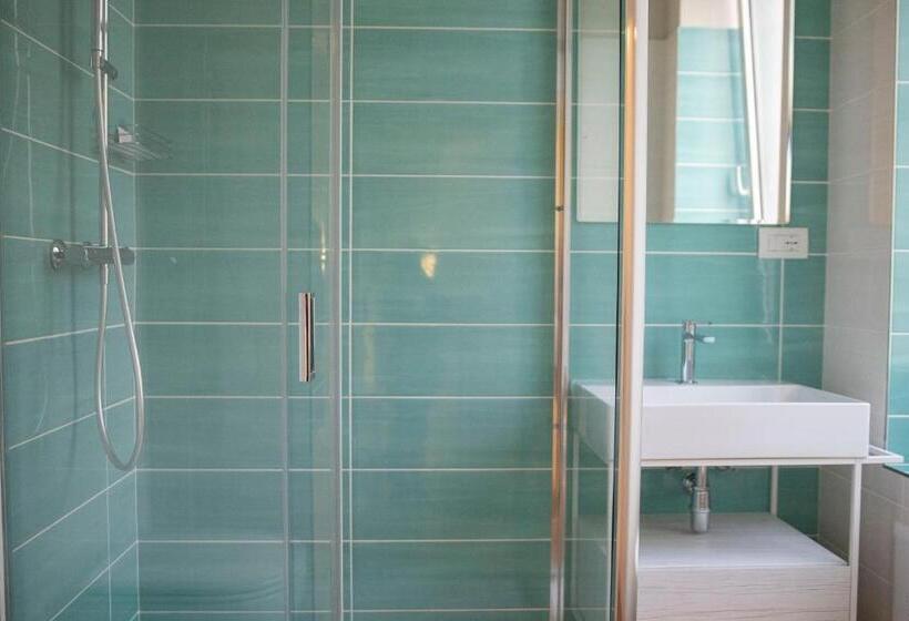 Пансион Berry Rooms