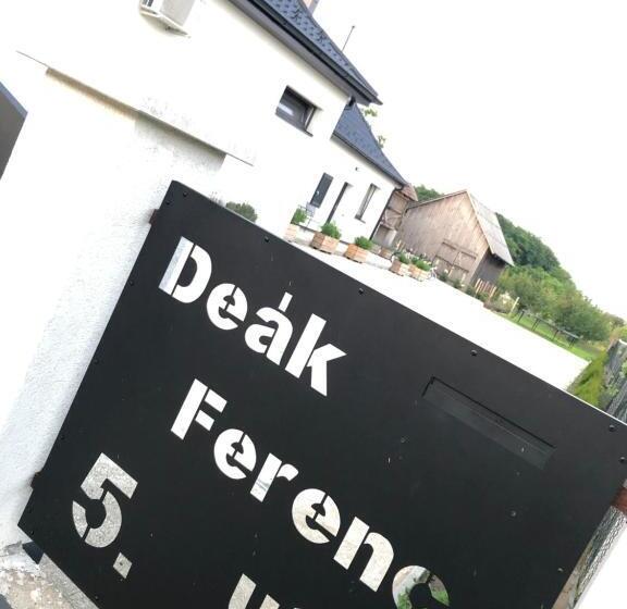 פנסיון Csodaszarvas Vendégház Nyíradony