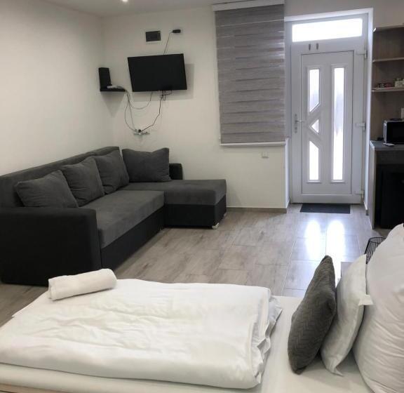 פנסיון Csodaszarvas Vendégház Nyíradony