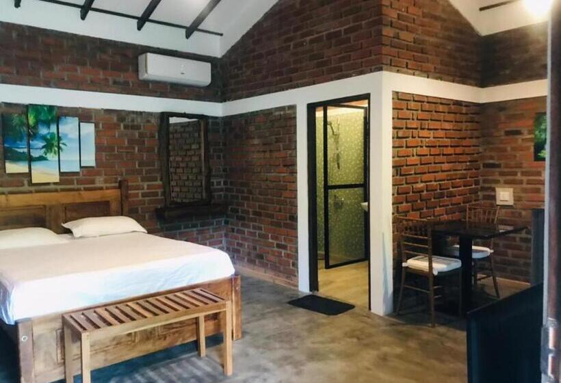 膳宿费 Euro Star Holiday Inn