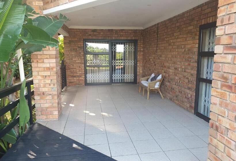 بنسيون Grace Avenue Townhouse