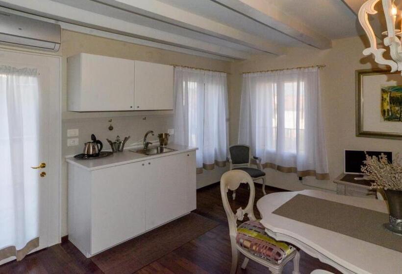 ペンション I Torretti Locazione Turistica, Ristorante, Lounge Bar