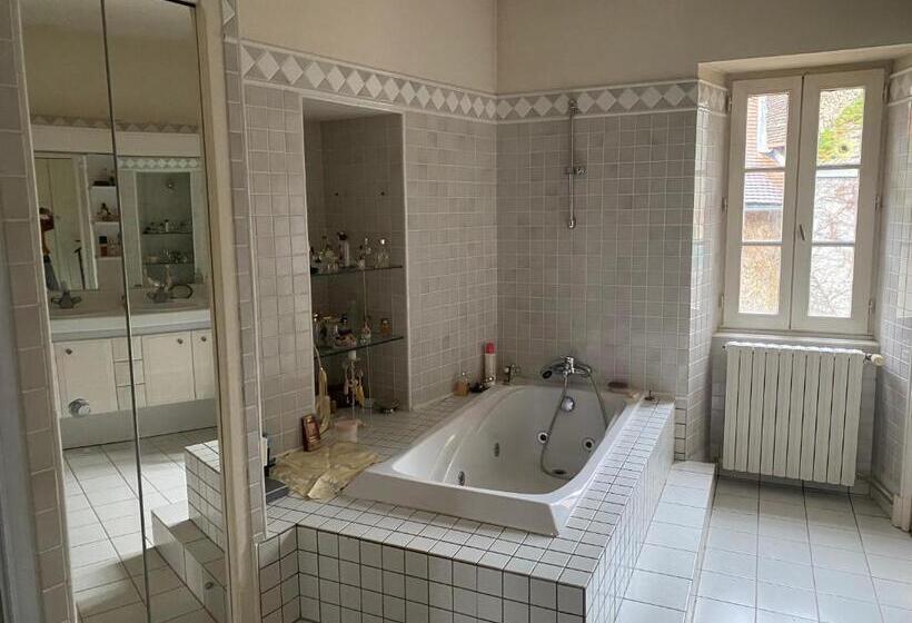 بنسيون La Grande Maison