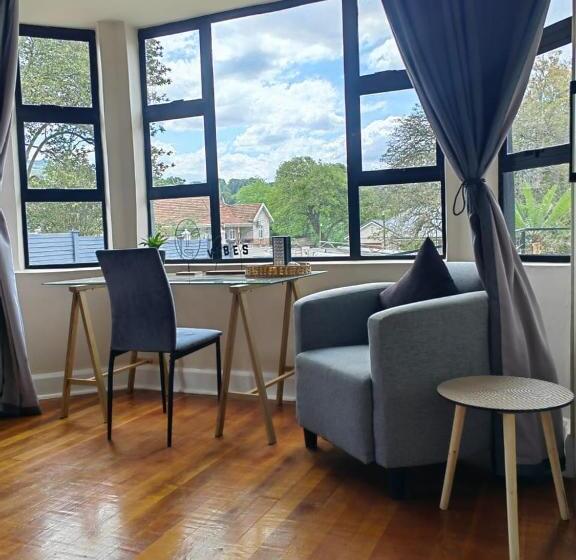 膳宿费 One Three Nine On Roberts