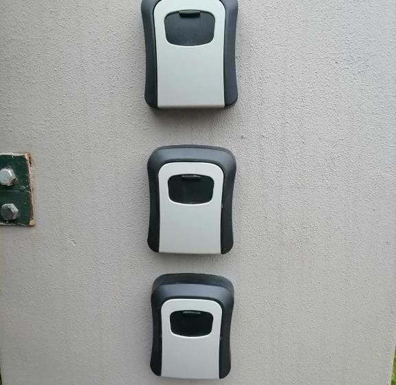 膳宿费 One Three Nine On Roberts