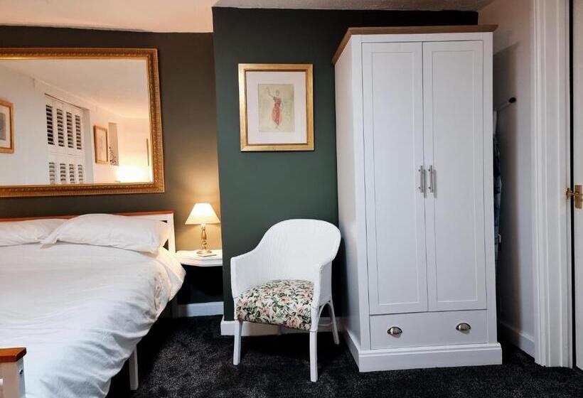 פנסיון Poppy Cottage