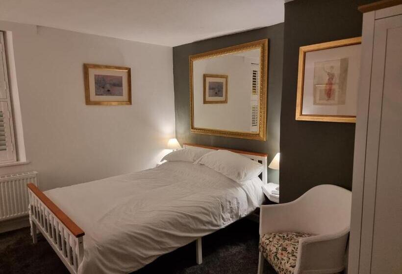 פנסיון Poppy Cottage