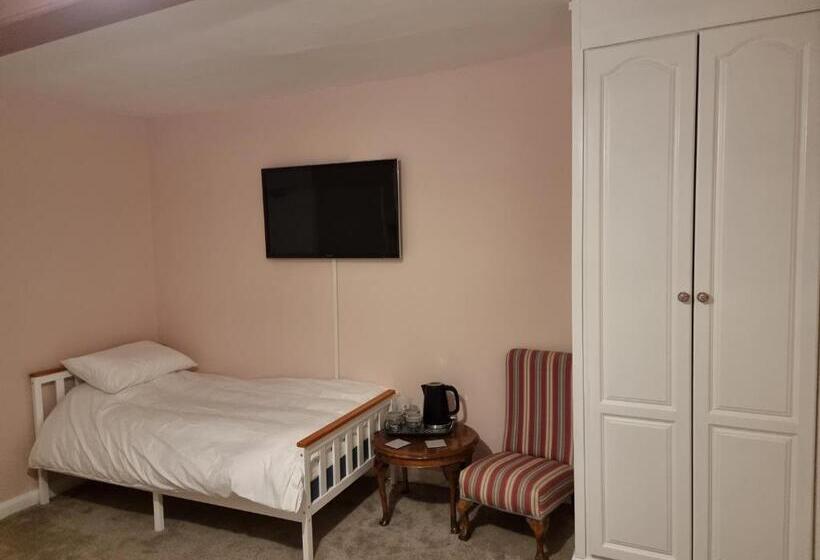 פנסיון Poppy Cottage