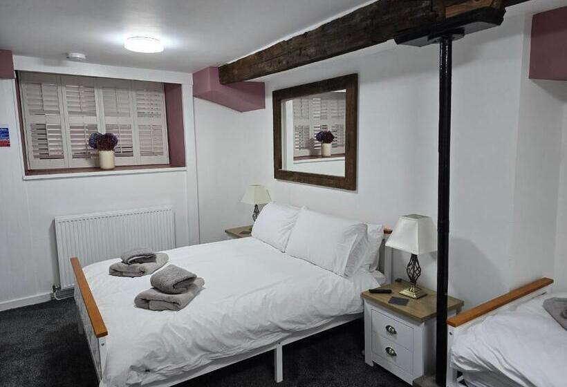 פנסיון Poppy Cottage